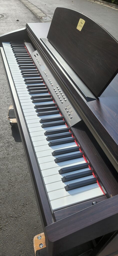 電子ピアノ高額買取 | ヤマハ CLP-120Rを買い取りさせて頂きました。