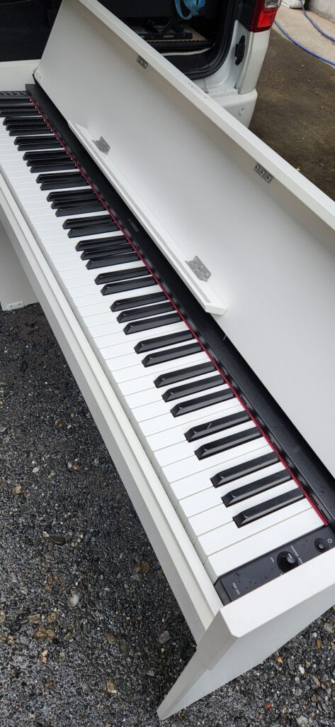 電子ピアノ高額買取 | ヤマハ YDP-S51WHを買い取りさせて頂きました。