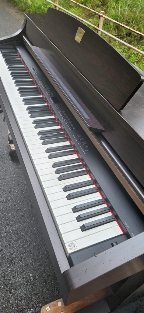 電子ピアノ高額買取 | ヤマハ CLP-330Rを買い取りさせて頂きました。