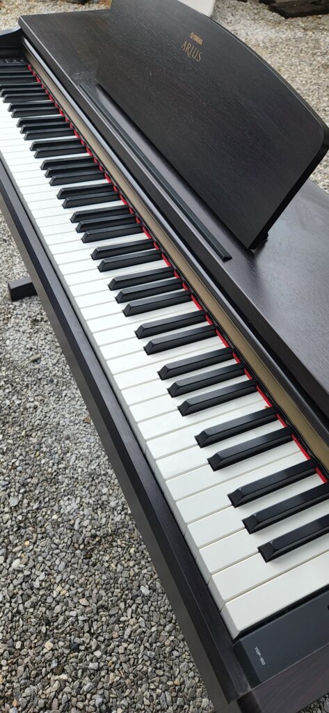 電子ピアノ高額買取 | ヤマハ YDP-160Rを買い取りさせて頂きました。