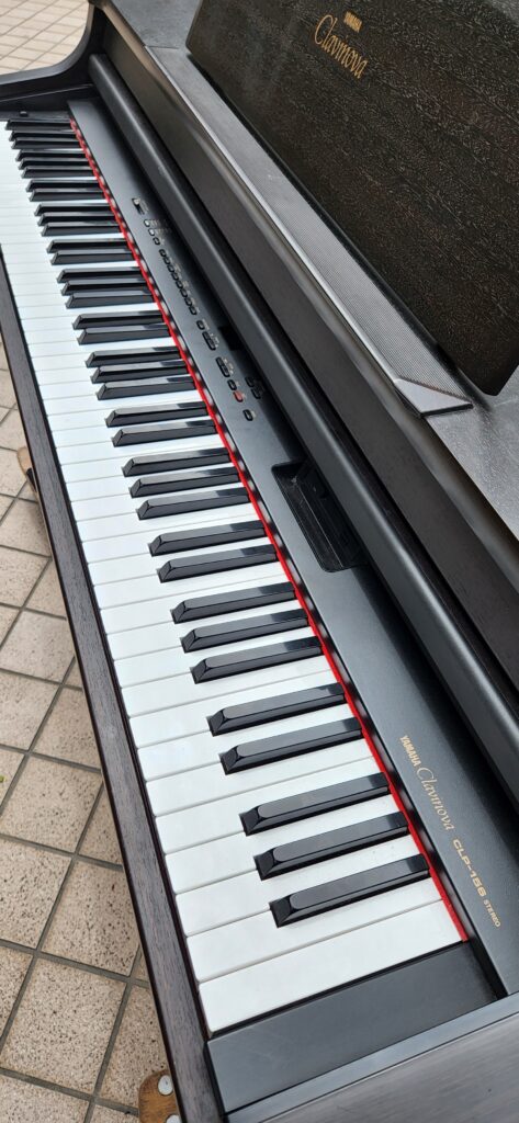 電子ピアノ高額買取 | ヤマハ CLP-156Rを引き取りさせて頂きました。
