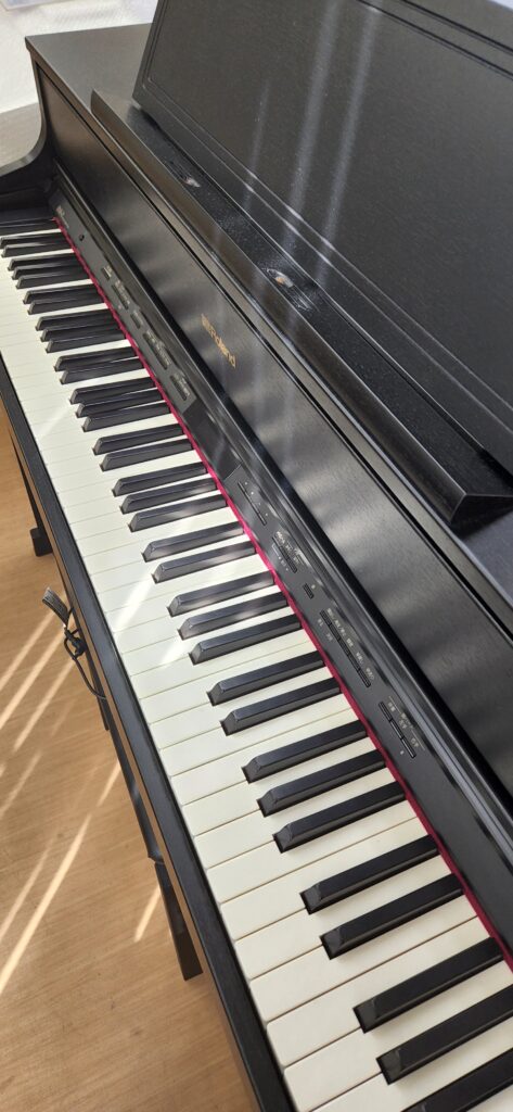 電子ピアノ高額買取 | 神奈川県 横浜市 ローランド HP-605GPを買い取りさせて頂きました。