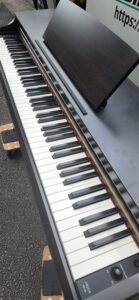 電子ピアノ高額買取 | 神奈川県 横浜市 ヤマハ CLP-330Mを買い取りさせて頂きました。