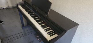 電子ピアノ高額買取 | 東京都 荒川区 ヤマハ CLP-535WAを買い取りさせて頂きました。