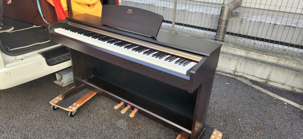 電子ピアノ高額買取 | 東京都 中央区 ヤマハ YDP-161Rを買い取りさせて頂きました。