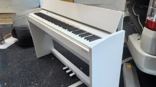 電子ピアノ 買取・売却なら電子ピアノ再生工房へ | 東京都 港区 ローランド F-140Rを買い取りさせて頂きました。 東京都 港区 ローランド F-140Rを買い取りさせて頂きました。
