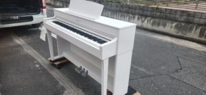 電子ピアノ高額買取 | 東京都 渋谷区 ローランド HP-702DRを買い取りさせて頂きました。