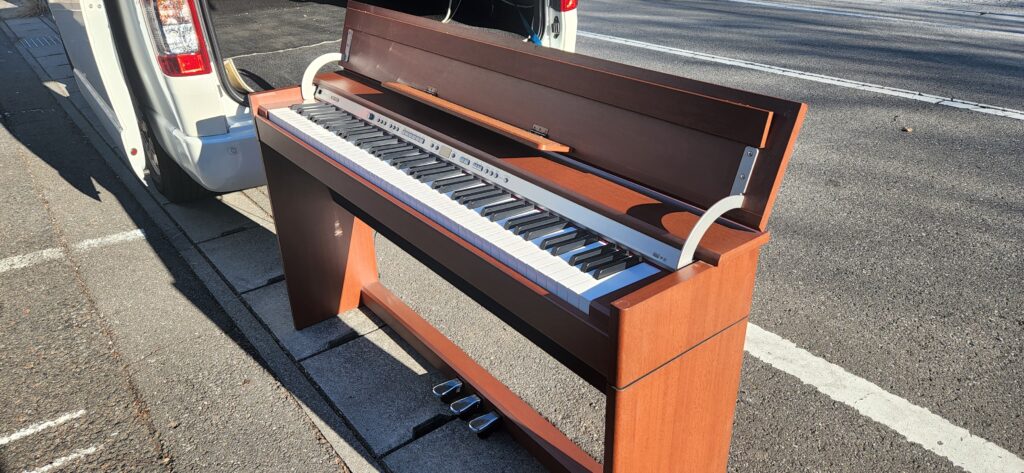 電子ピアノ高額買取 | 千葉県 松戸市 ローランド DP-990Fを買い取りさせて頂きました。