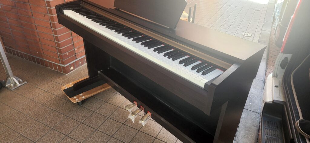 電子ピアノ高額買取 | 東京都 港区 ヤマハ YDP-161Rを買い取りさせて頂きました。