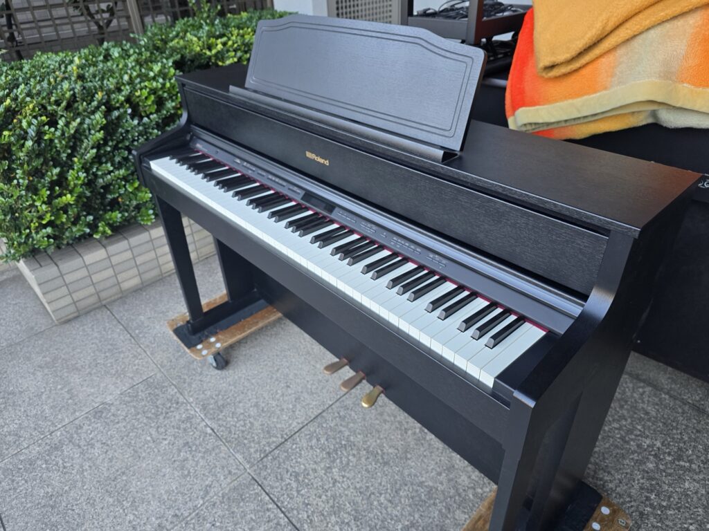 電子ピアノ高額買取 | 千葉県松戸市　Roland HP−605GP を買取りさせて頂きました。