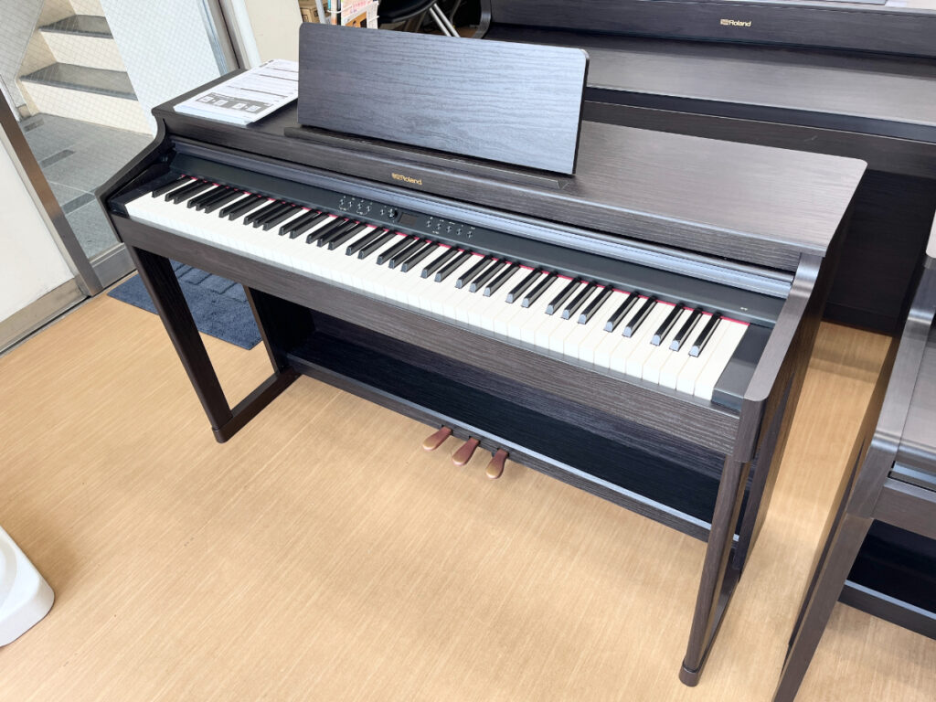 電子ピアノ高額買取 | 電子ピアノ買取｜Roland RP701-DR