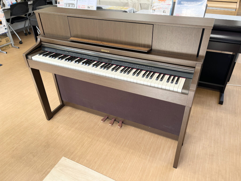 電子ピアノ高額買取 | 電子ピアノ買取｜Roland LX-7-BW