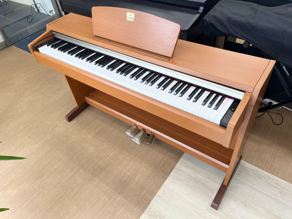 電子ピアノ 買取・売却なら電子ピアノ再生工房へ | 電子ピアノ買取｜YAMAHA CLP-220C