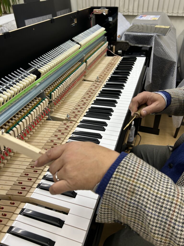 電子ピアノ買取なら専門店「電子ピアノ再生工房」 | 電子ピアノ買取|専門店だからできる査定とメンテナンス 電子ピアノメンテナンス4